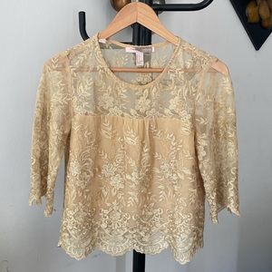 Host Pick 💙 Forever 21 Gold tops blouses S

Size: S
Excellent condition